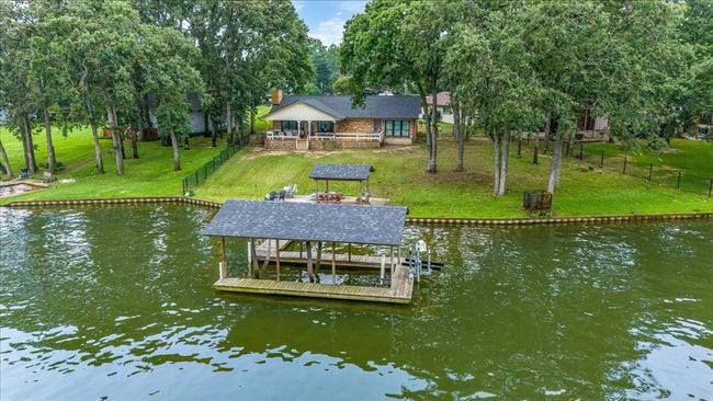 2012 Island Cir, House other with 4 bedrooms, 2 bathrooms and null parking in Tool TX | Image 32
