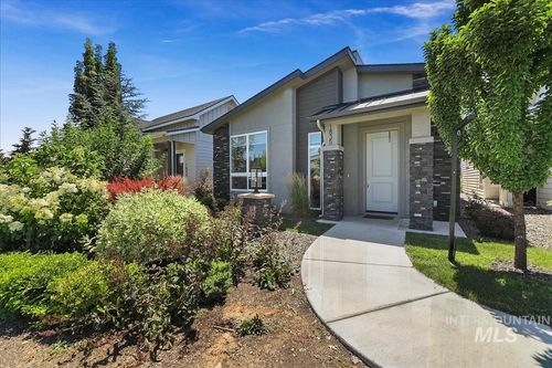1835 E Knobcone Dr, Meridian, ID, 83642-8333 | Card Image
