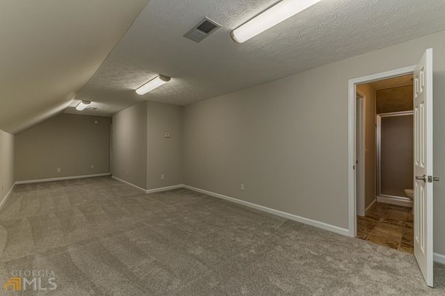 1008 Maple Creek Dr, House other with 5 bedrooms, 3 bathrooms and null parking in Loganville GA | Image 32