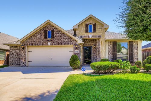 1021 Longhorn Dr, Aubrey, TX, 76227-2372 | Card Image