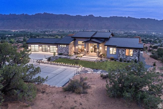 3763 Materhorm Hts, House other with 4 bedrooms, 3 bathrooms and 3 parking in Moab UT | Image 4
