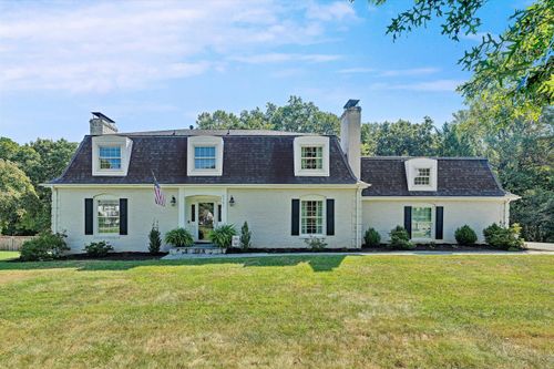 5151 Falcon Ridge Rd, Roanoke, VA, 24018-8620 | Card Image