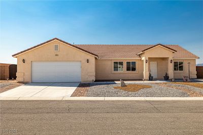 655 Lampshire Lane, House other with 3 bedrooms, 1 bathrooms and null parking in Pahrump NV | Image 3