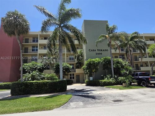 104-2400 Ne 10th St, Pompano Beach, FL, 33062-4144 | Card Image