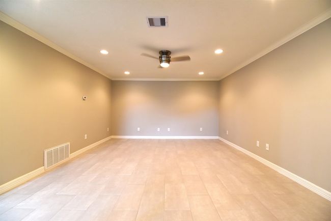 2505 Avenue F, House other with 5 bedrooms, 3 bathrooms and null parking in Nederland TX | Image 8
