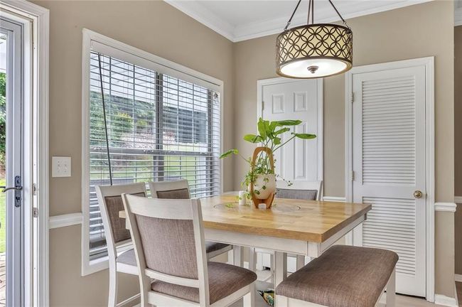 225 Ruby Forest Pkwy, House other with 4 bedrooms, 3 bathrooms and 5 parking in Suwanee GA | Image 16