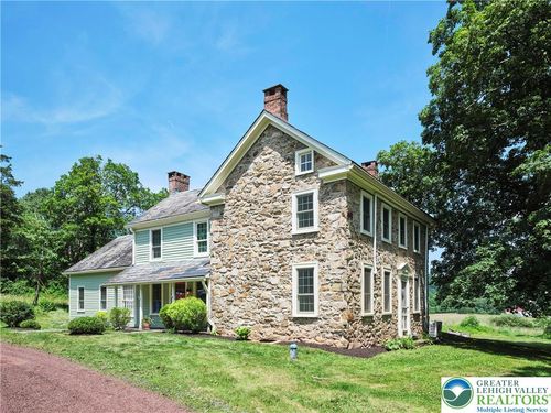 2529 Gallows Hill Rd, KINTNERSVILLE, PA, 18930-9701 | Card Image