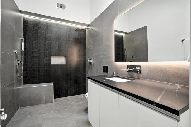APT-3203 - 2204 W Park Blvd, Condo with 2 bedrooms, 3 bathrooms and null parking in Plano TX | Image 22