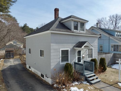 27 Weeman Street, Sanford, ME, 04083 | Card Image