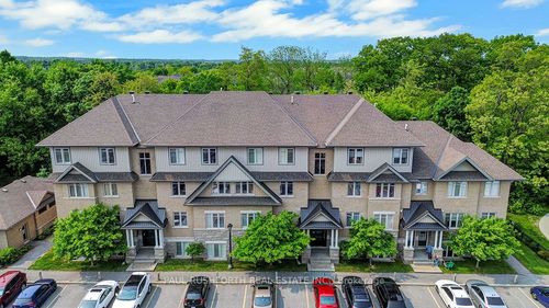 f-21 Tadley Pvt, Nepean, ON, K2J2T3 | Card Image