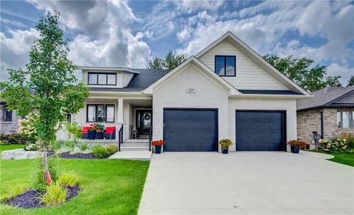 115 Ronnie'S Way, Mount Forest, ON, N0G2L4 | Card Image