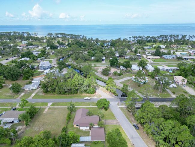 1901 Long Ave, House other with 3 bedrooms, 2 bathrooms and 4 parking in Port St. Joe FL | Image 50