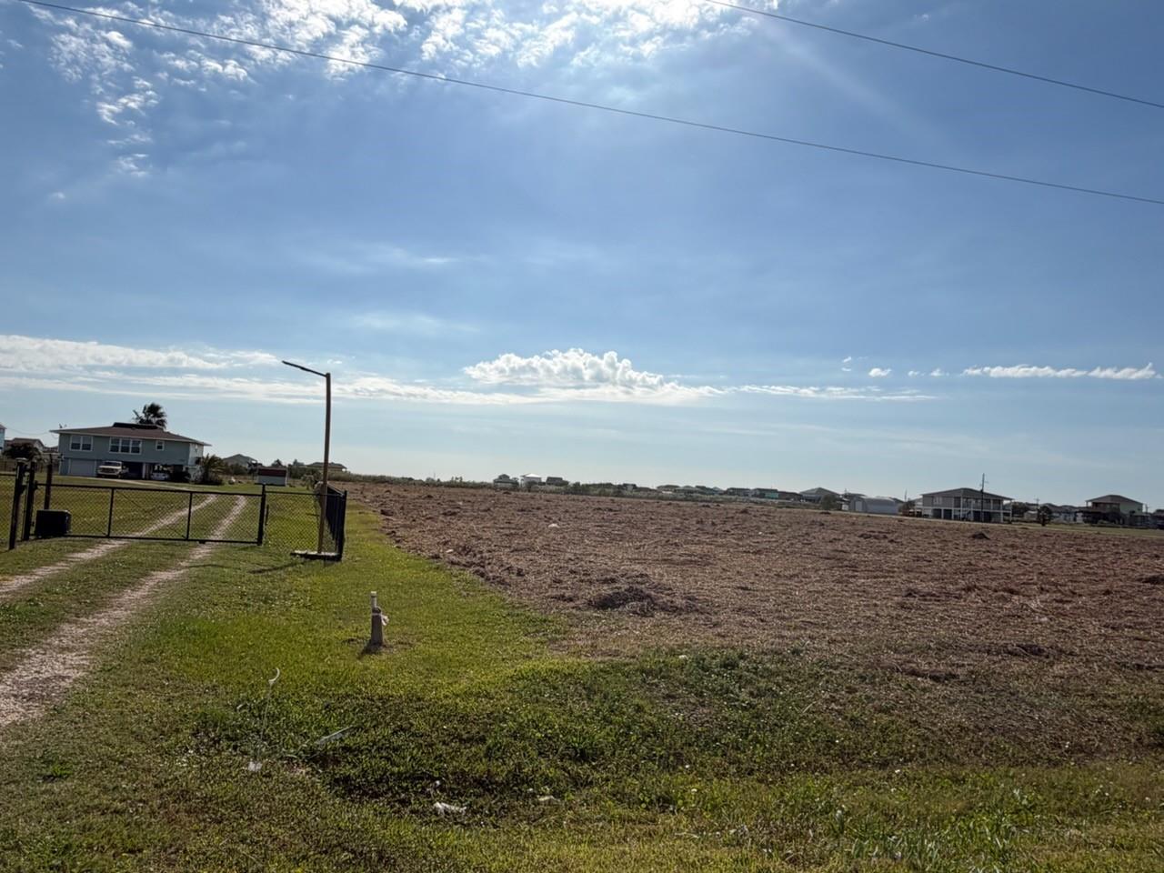 Land in Crystal Beach 4