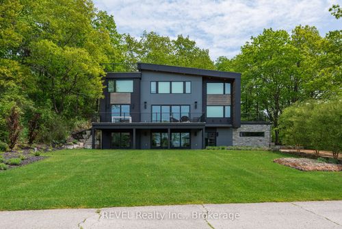 4940 South Shore Road, Fort Erie, ON, L0S1N0 | Card Image