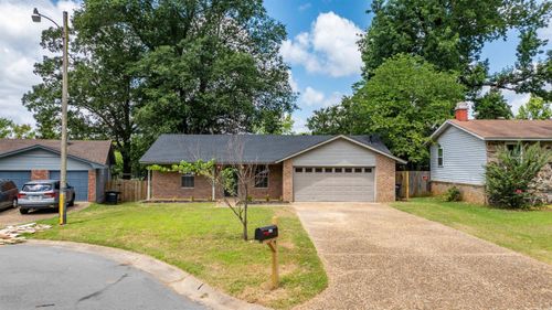 8203 Woodview Dr W, Sherwood, AR, 72120-4135 | Card Image