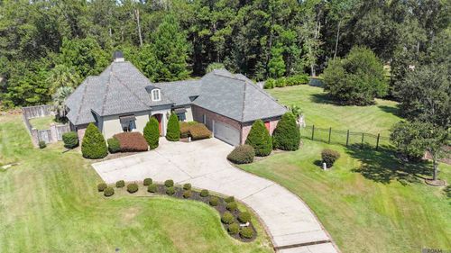 19307 Country Club Ln, Hammond, LA, 70401-3432 | Card Image