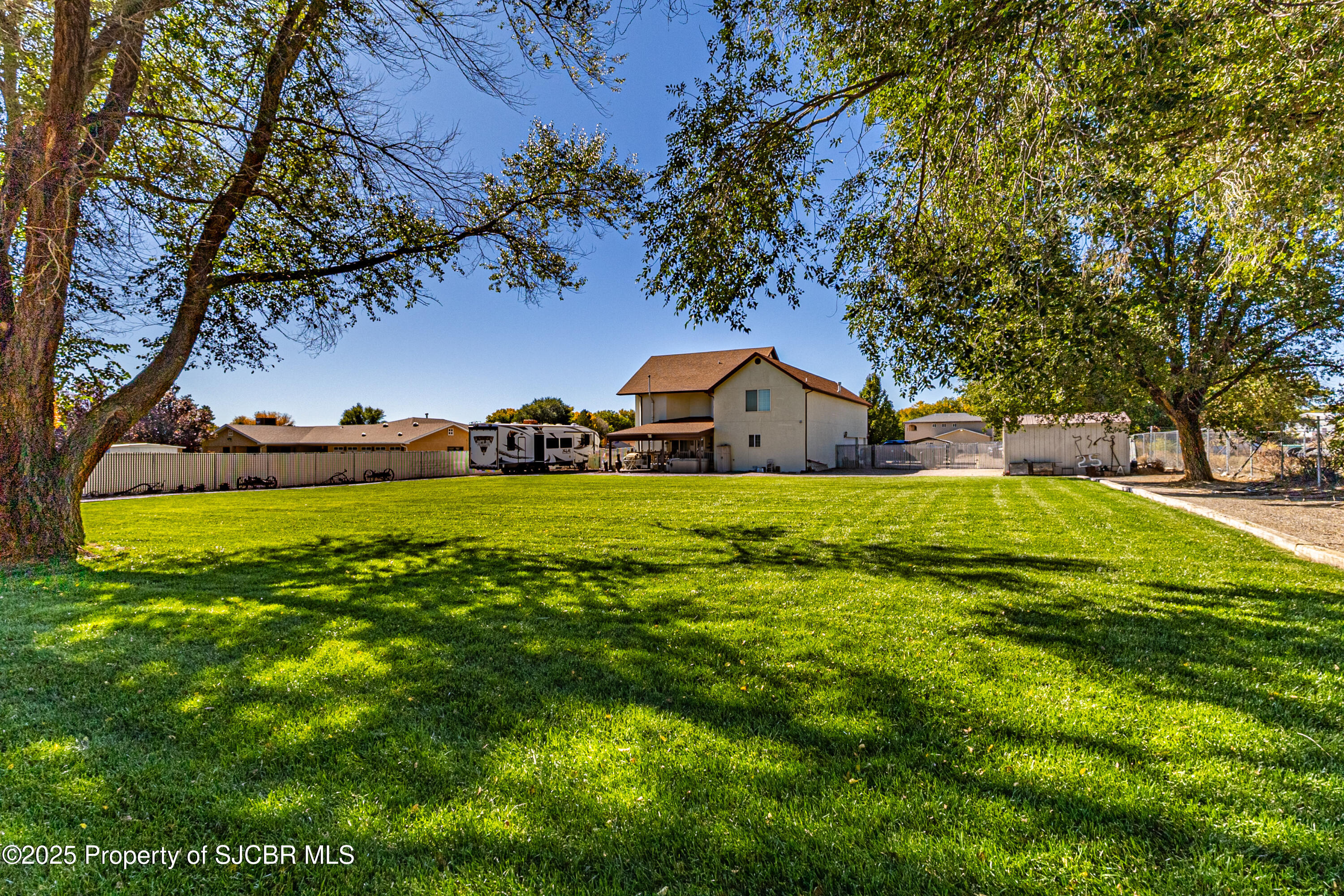 Residential in Flora Vista 5