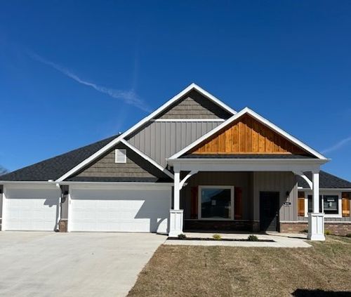 651 Blunt Ave, Prairie Grove, AR, 72753-5034 | Card Image