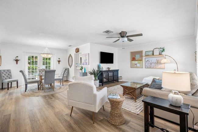 353 Mars Ave, House other with 2 bedrooms, 2 bathrooms and null parking in Tequesta FL | Image 6