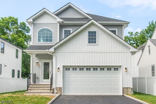 21 Maple Ave, Morris Plains, NJ, 07950-2106 | Card Image