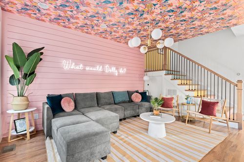 909 19th Ave N, Nashville, TN, 37208-3405 | Card Image