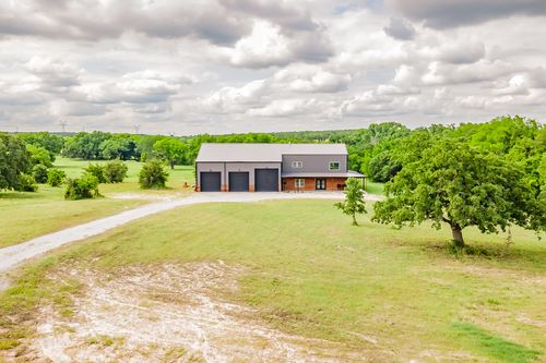 460 Rolling Hills Blvd, Alvord, TX, 76225-1527 | Card Image