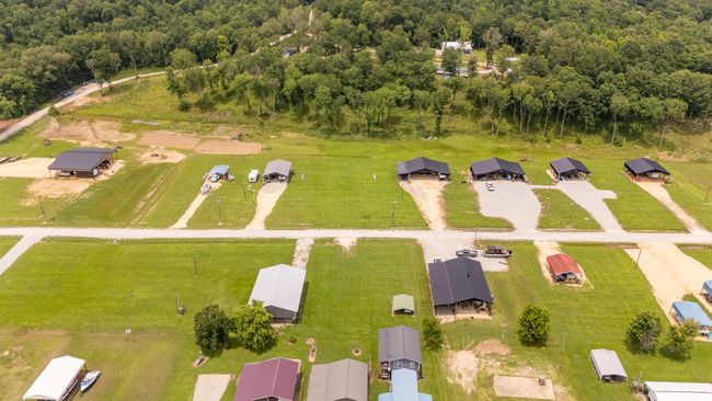 1038 Wc Pickett Rd, Home with 0 bedrooms, 0 bathrooms and null parking in Clifton TN | Image 14