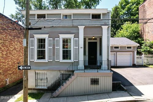 10 Ten Broeck Place, Albany, NY, 12210 | Card Image