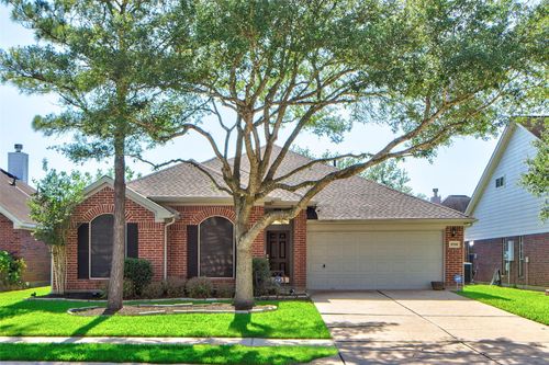 3114 Glenwood Dr, Pearland, TX, 77584-7691 | Card Image