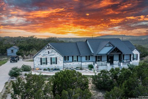 1012 Sunrise Pl, Spring Branch, TX, 78070-5186 | Card Image