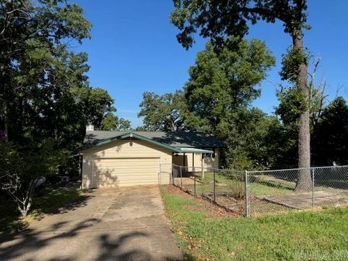 36 Waterfront Cir, Lakeview, AR, 72642-7064 | Card Image