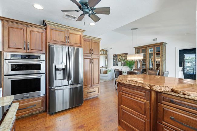 284 Polynesia Ct, House other with 3 bedrooms, 2 bathrooms and null parking in MARCO ISLAND FL | Image 8