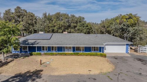4002 Farris Drive, Valley Springs, CA, 95252 | Card Image