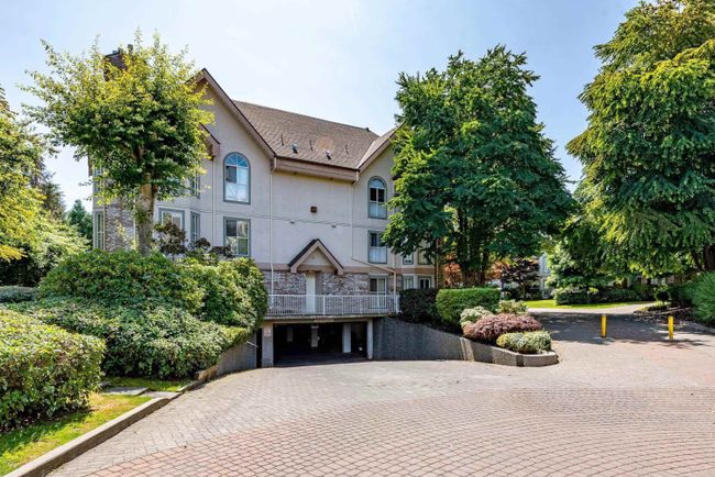 214 - 7151 121 Street, Condo with 2 bedrooms, 2 bathrooms and 1 parking in Surrey BC | Image 3