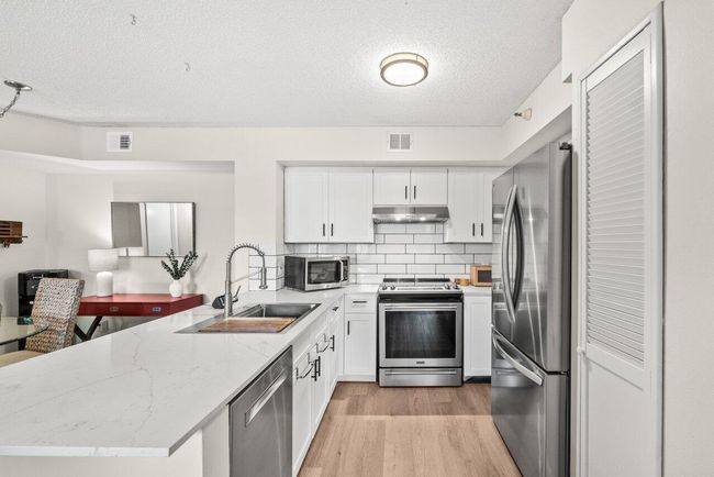 APT-206 - 127 Yacht Club Way, Condo with 2 bedrooms, 2 bathrooms and null parking in Hypoluxo FL | Image 11