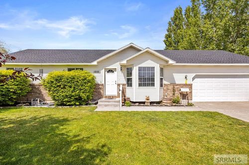 1215 Abbie Rd, Blackfoot, ID, 83221-5899 | Card Image