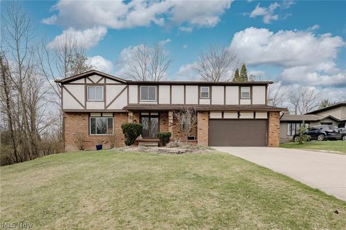 5875 Deepwood Trl, Solon, OH, 44139-2551 | Card Image