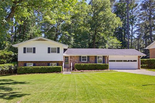 3053 E Ramble Ln, Decatur, GA, 30033-1138 | Card Image