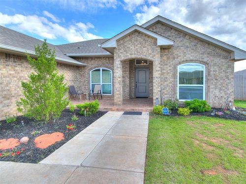 3420 Nw 181st St, Edmond, OK, 73012-7643 | Card Image