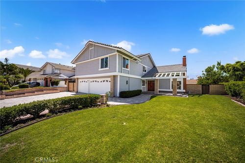 719 S Goldfinch Way, Anaheim, CA, 92807-4419 | Card Image