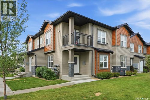 801-1015 Patrick Cres, Saskatoon, SK, S7W0M4 | Card Image
