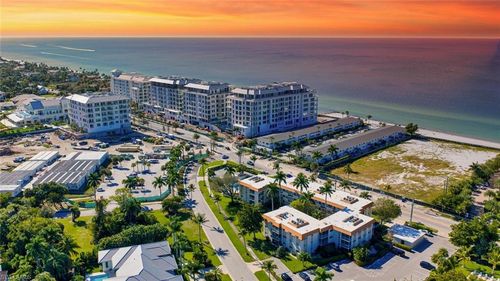 312-1100 Gulf Shore Blvd, NAPLES, FL, 34102-5365 | Card Image
