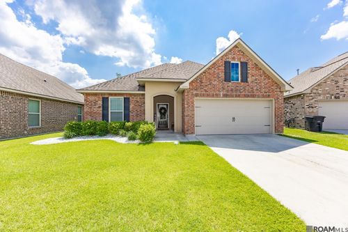 16230 American Beauty Ave, Baton Rouge, LA, 70817-4115 | Card Image