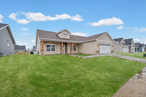 3402 Melissa Ln, Urbana, IL, 61802-9417 | Card Image