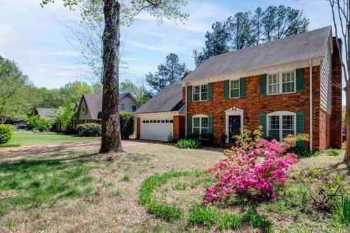 7545 Wheatley Dr, Germantown, TN, 38138-1722 | Card Image