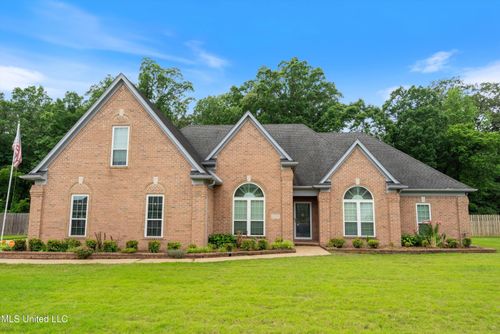 6375 Darren Dr, Olive Branch, MS, 38654-7104 | Card Image