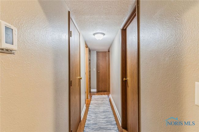 6727 Pelton Dr, House other with 3 bedrooms, 2 bathrooms and 2 parking in Whitehouse OH | Image 32