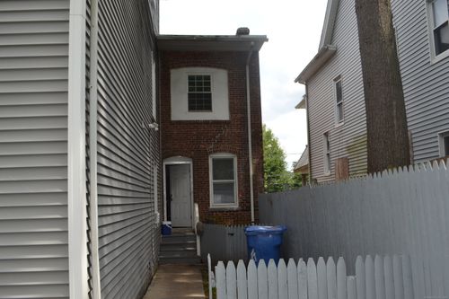 4-255 Walnut St, Waterbury, CT, 06704-4001 | Card Image