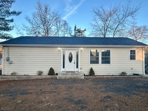 1424 Monmouth Ave, Manchester, NJ, 08757-1614 | Card Image