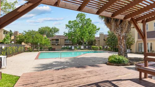 9431 Pagewood Ln, Houston, TX, 77063-5352 | Card Image